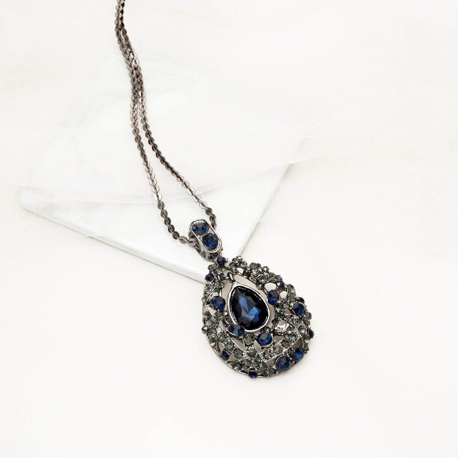 TheRyuko Vintage Long Sweater Chain Necklaces For Women Antique