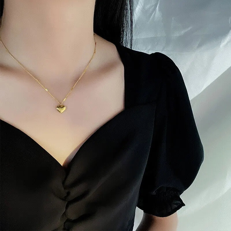 TheRyuko Simple Fashion Peach Heart Engraved Love Collarbone Chain Holiday Gifts