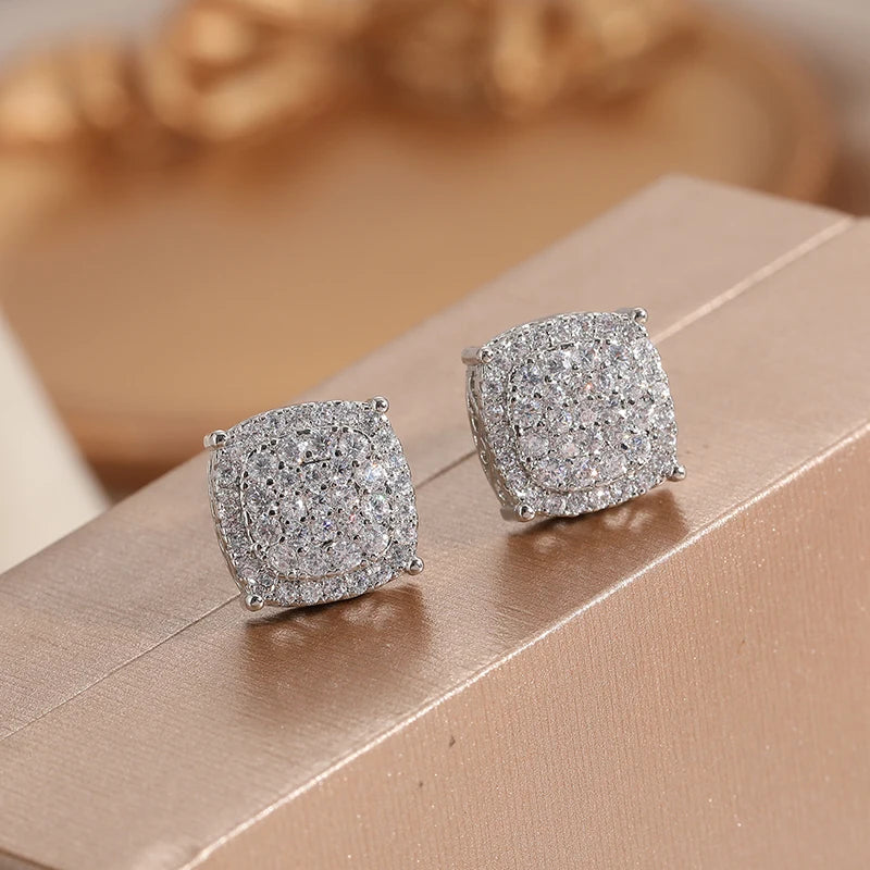 TheRyuko Delicate stud earrings for men and women