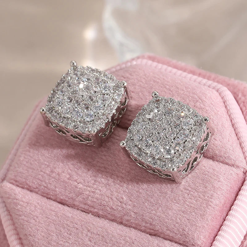 TheRyuko Delicate stud earrings for men and women