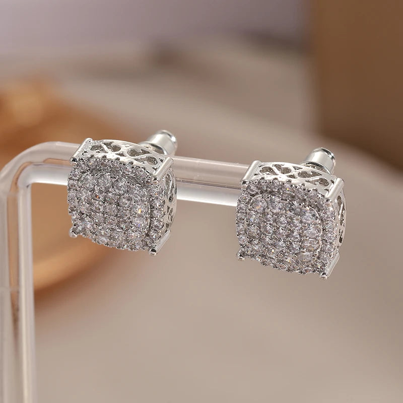 TheRyuko Delicate stud earrings for men and women